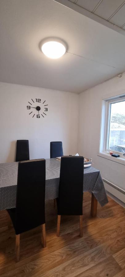 Sleep In Apartment Honningsvag Luaran gambar
